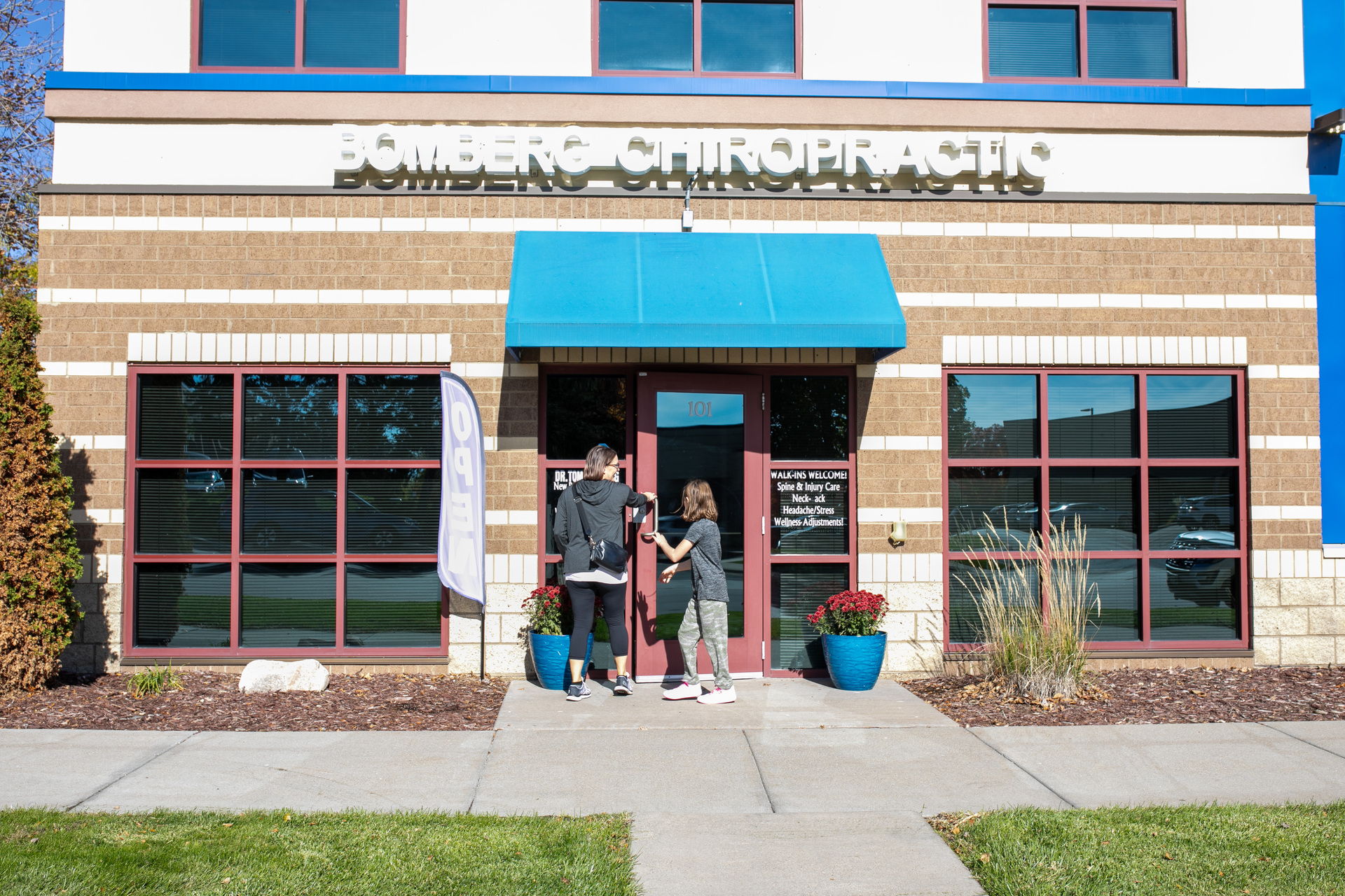 Chiropractic services banner with professional healthcare imagery